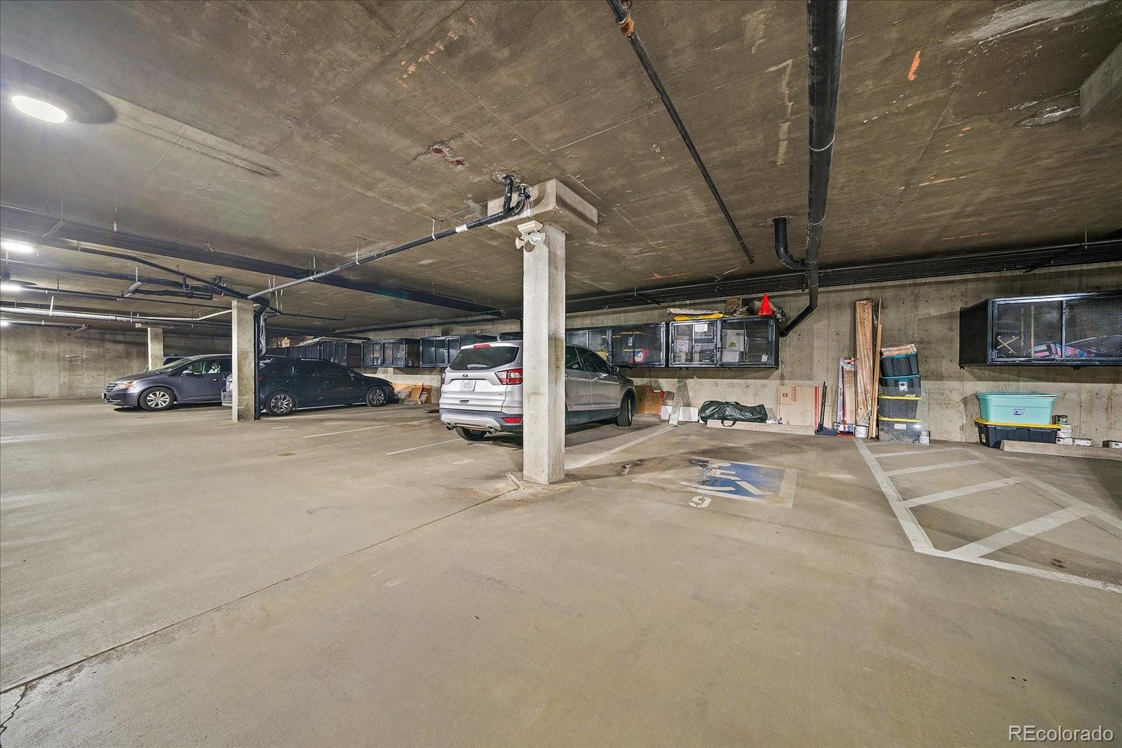 1521 Vine Street Unit: 101