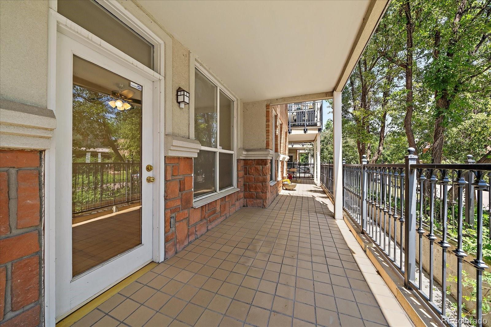 1521 Vine Street Unit: 101