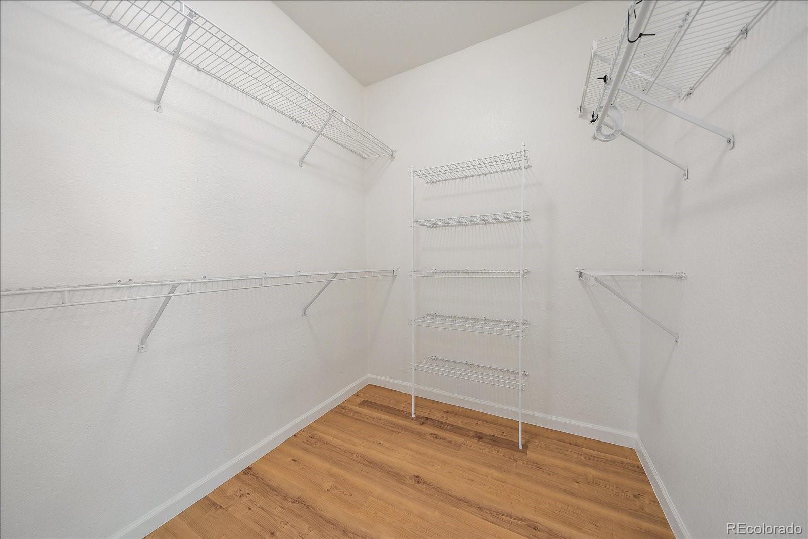 1521 Vine Street Unit: 101