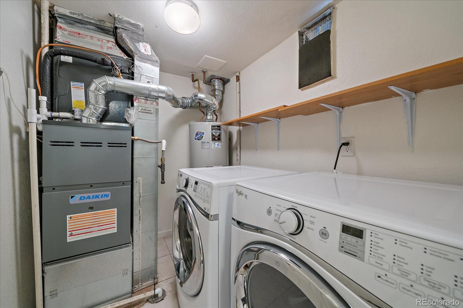 1521 Vine Street Unit: 101