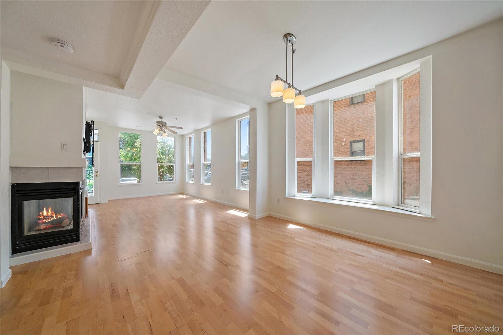 1521 Vine Street Unit: 101