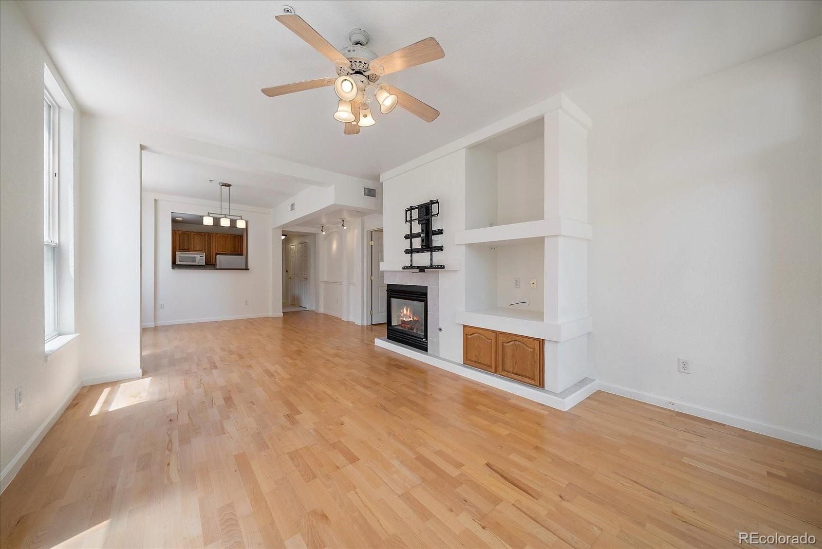 1521 Vine Street Unit: 101