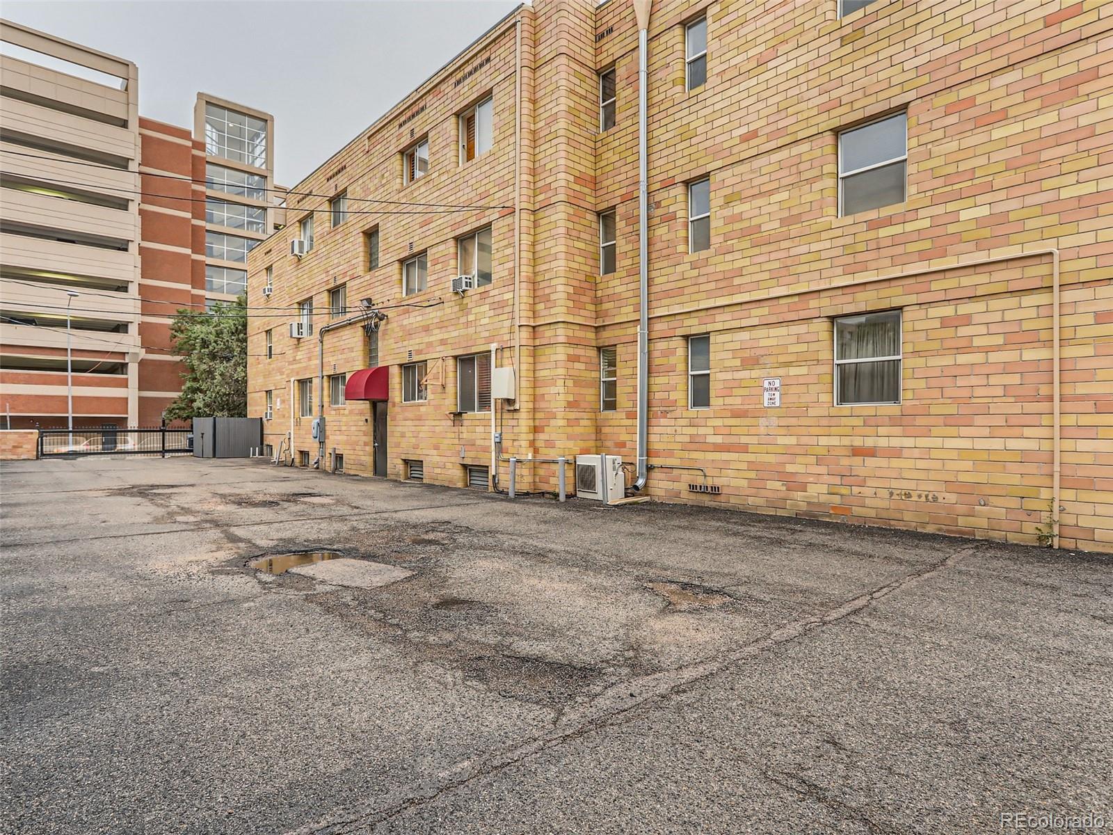 1100 Colorado Boulevard Unit: 306