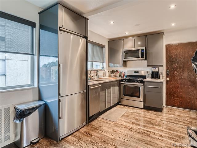 1100 Colorado Boulevard Unit: 306
