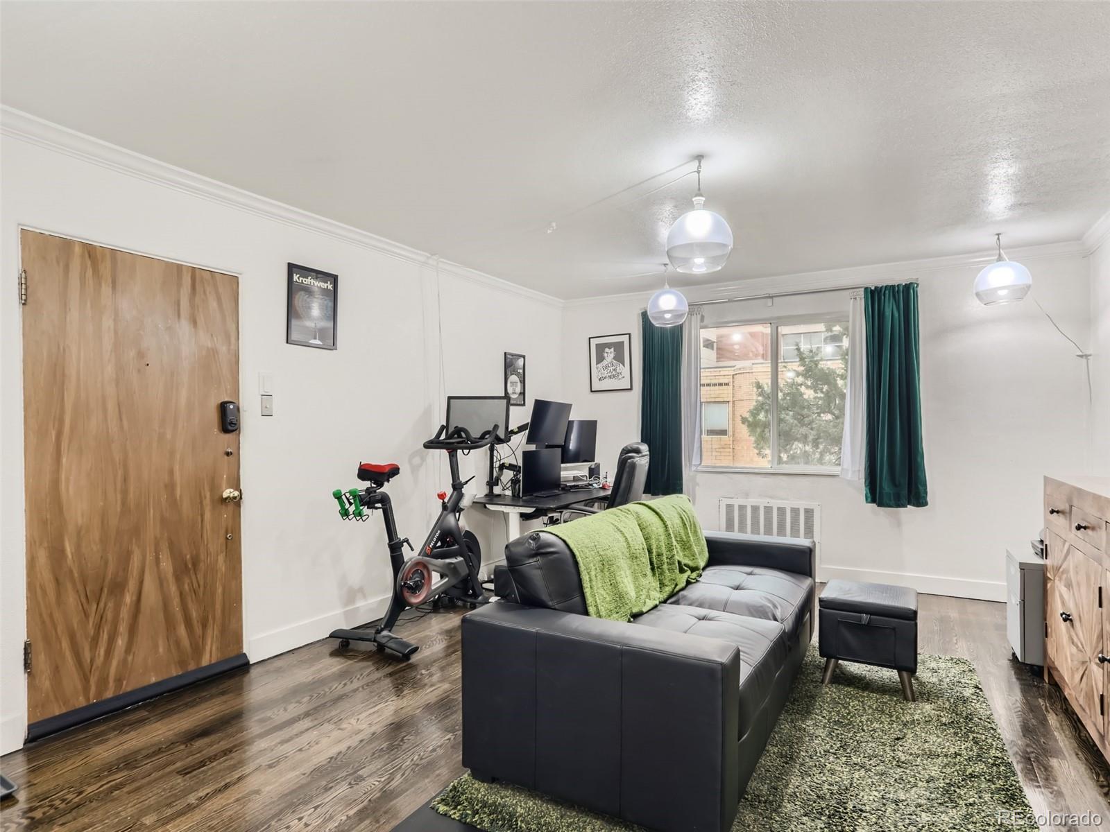 1100 Colorado Boulevard Unit: 306