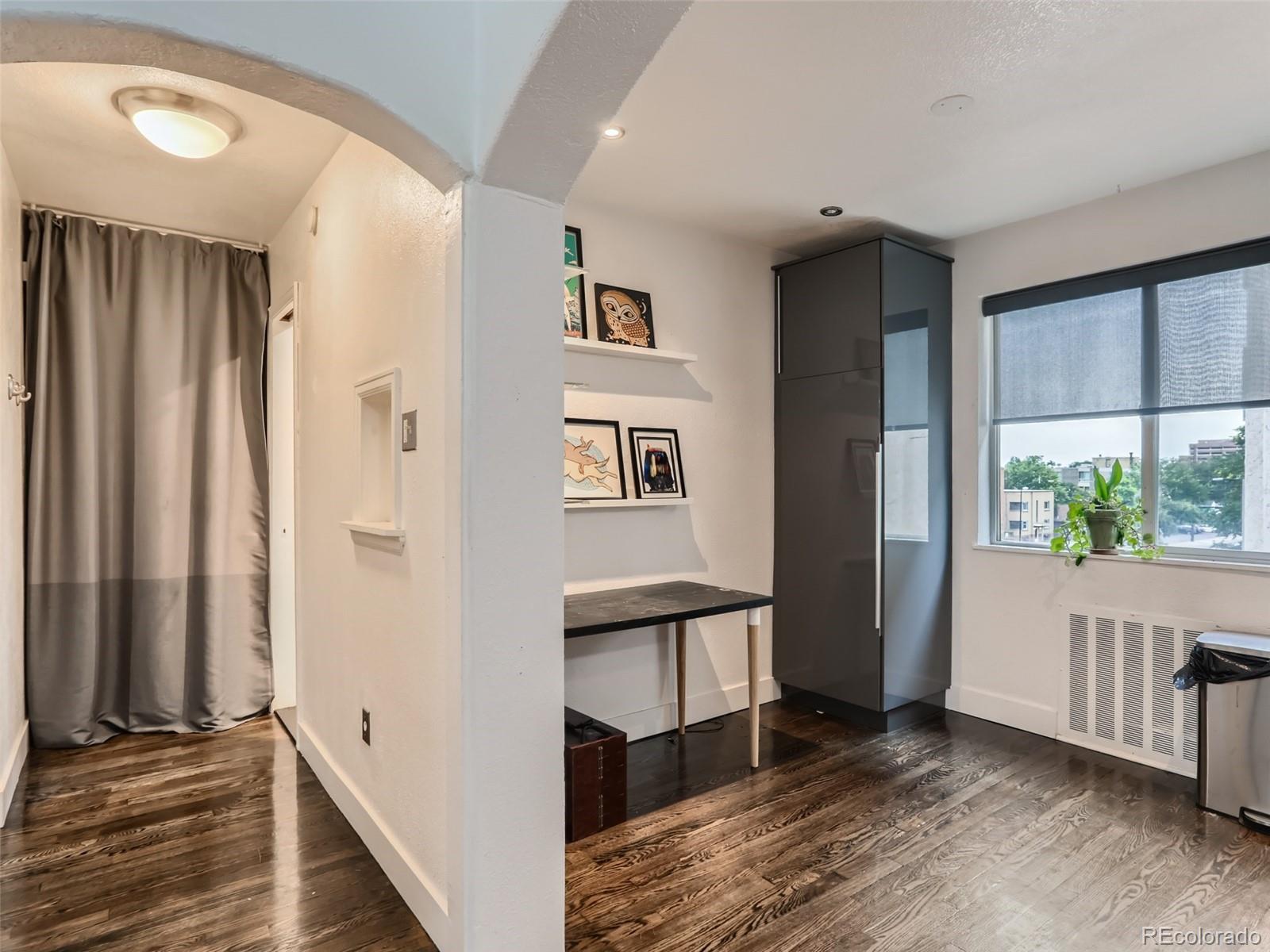 1100 Colorado Boulevard Unit: 306