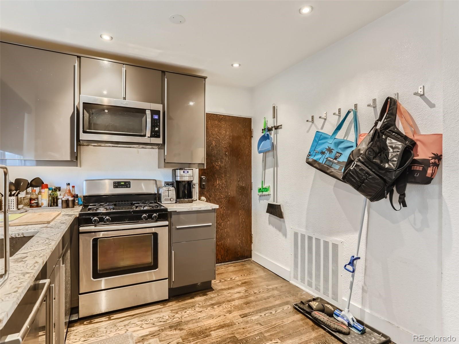 1100 Colorado Boulevard Unit: 306