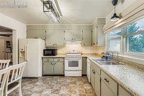 2462 Lafayette Road