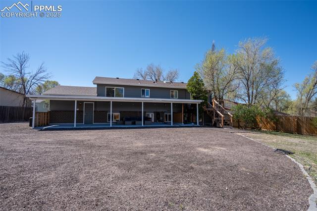 405 De La Vista Circle