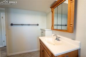 405 De La Vista Circle