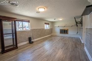 405 De La Vista Circle