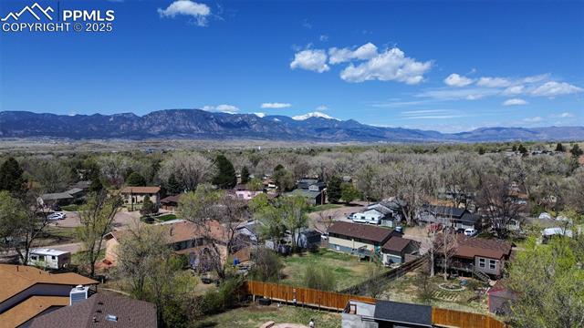 405 De La Vista Circle