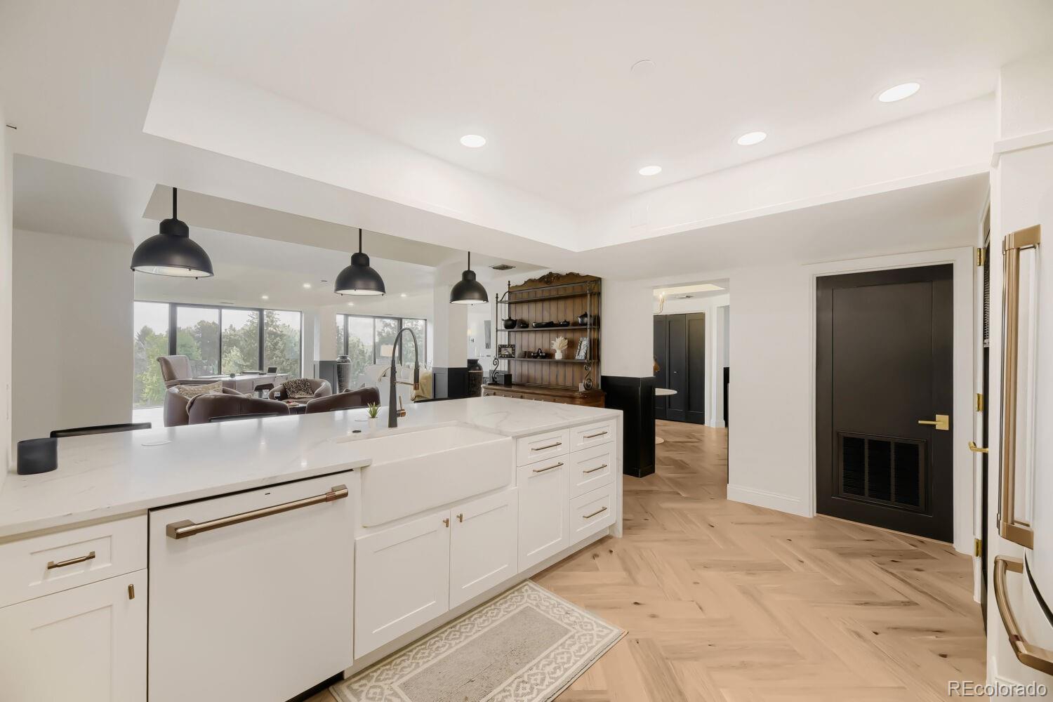 1900 E Girard Place Unit: 403