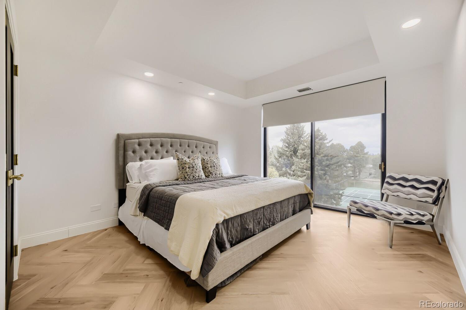 1900 E Girard Place Unit: 403