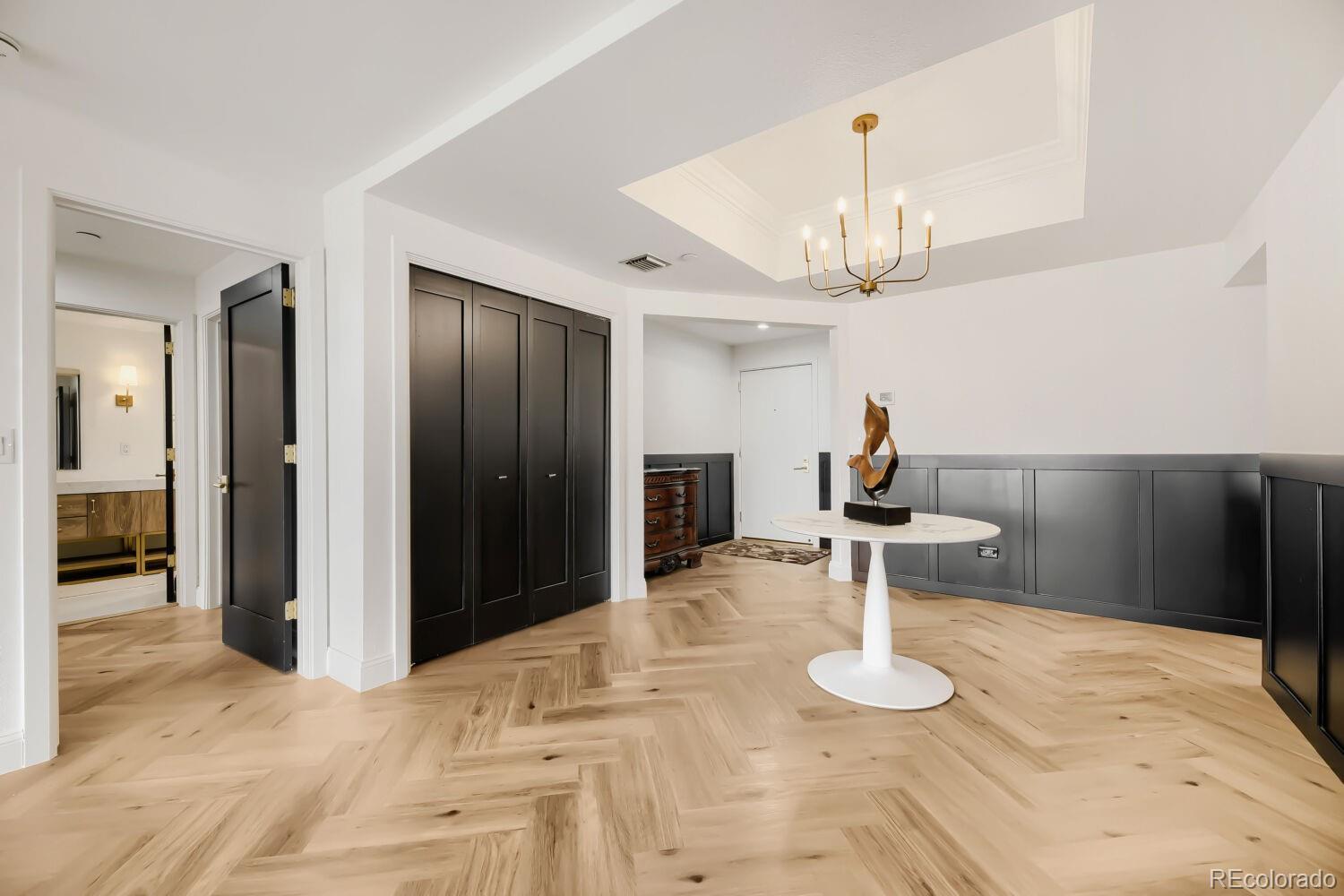 1900 E Girard Place Unit: 403