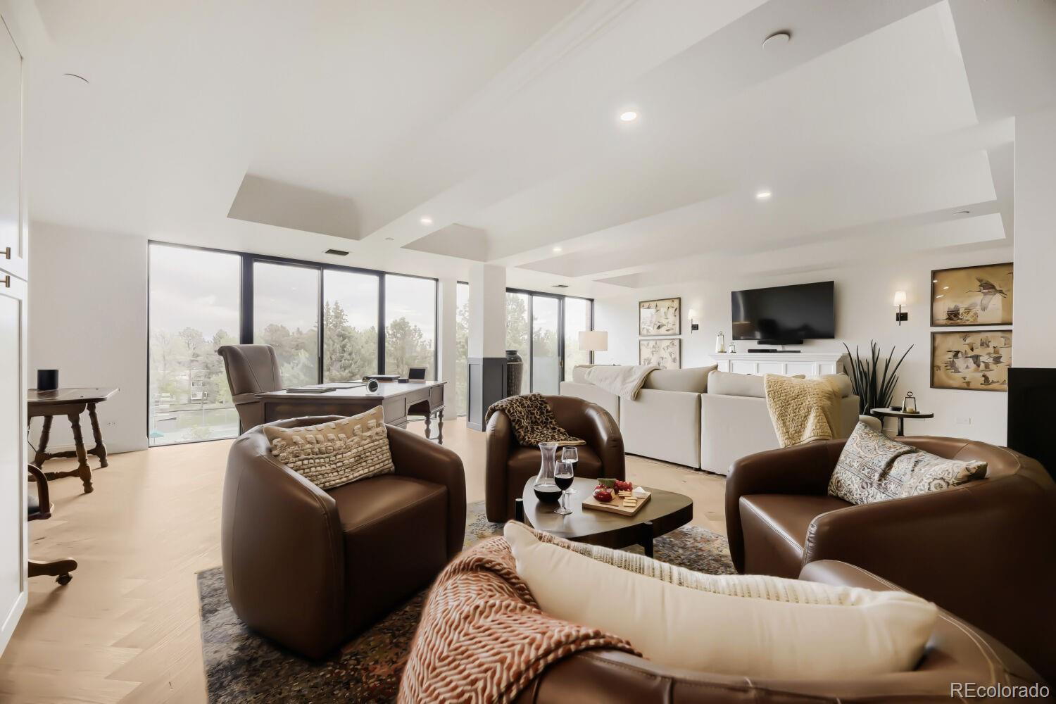 1900 E Girard Place Unit: 403