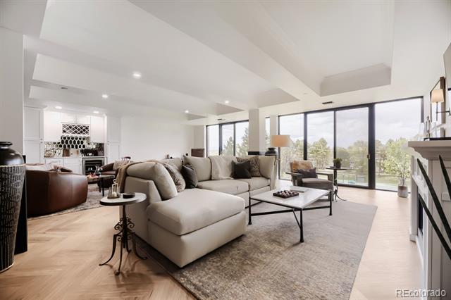 1900 E Girard Place Unit: 403