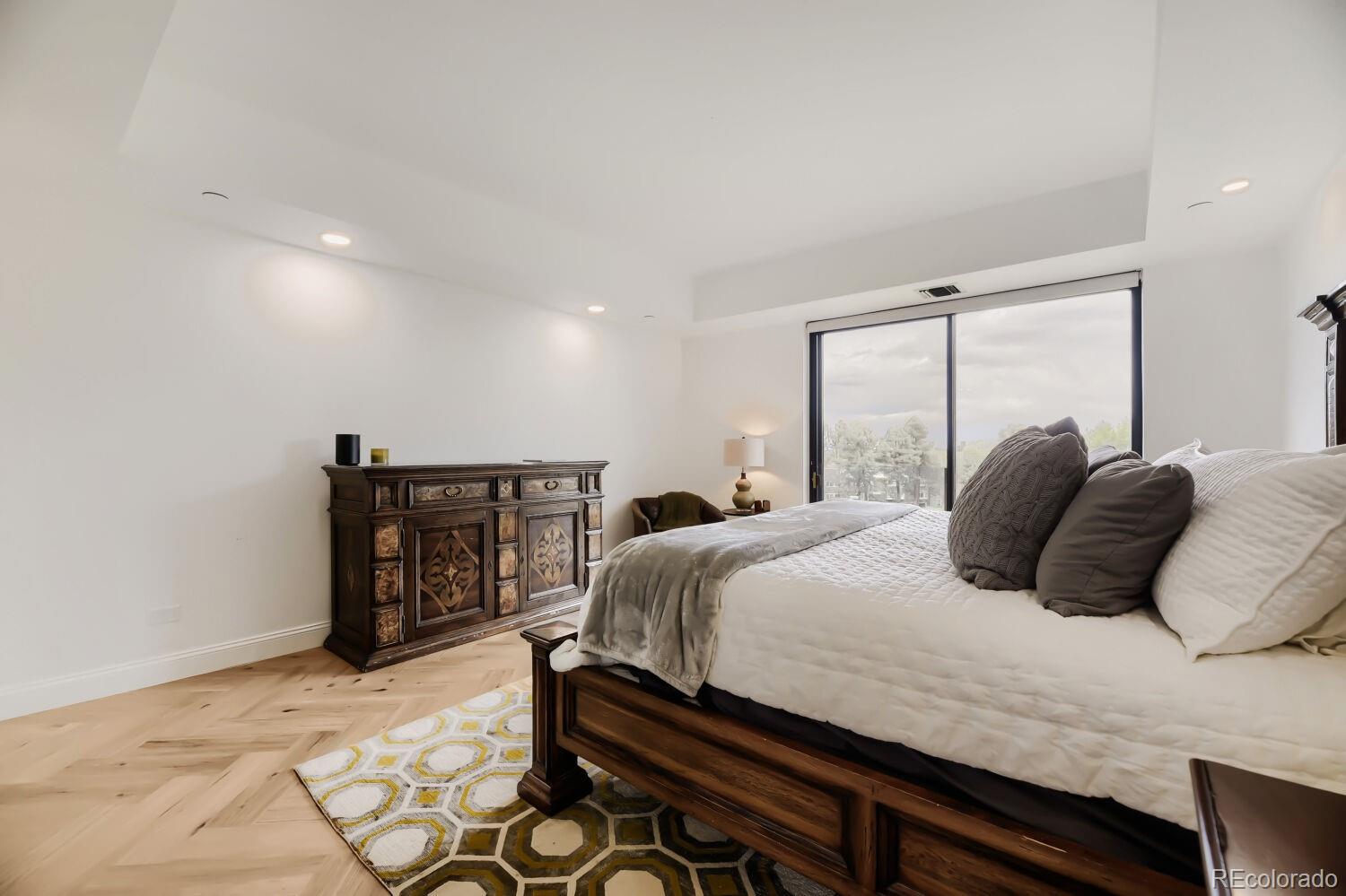 1900 E Girard Place Unit: 403