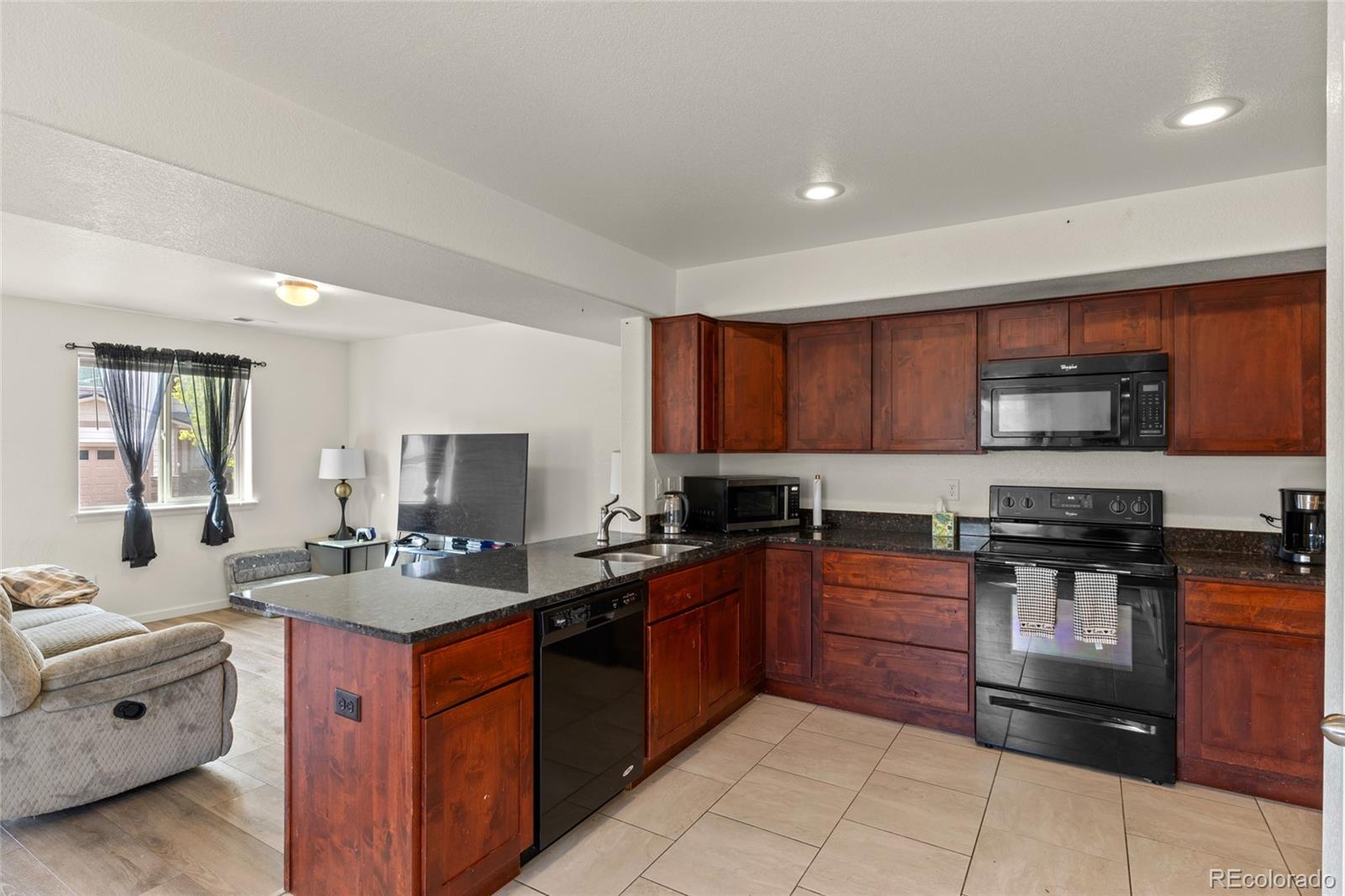 3145 Alybar Drive Unit: 16A