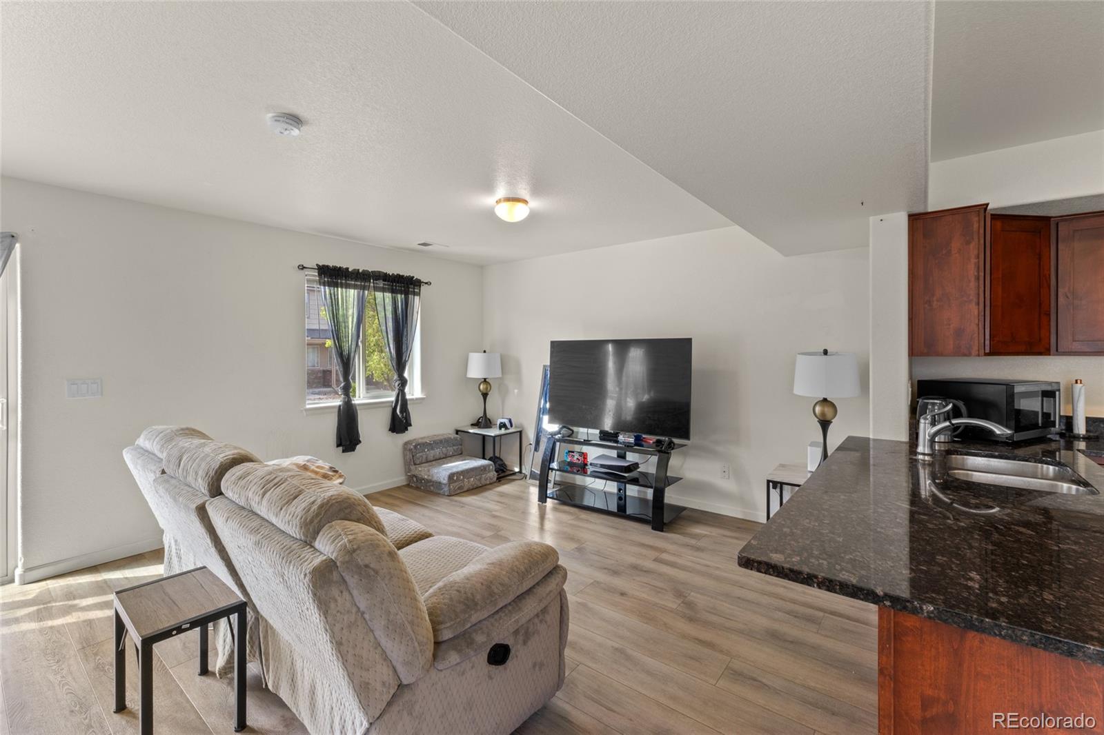 3145 Alybar Drive Unit: 16A