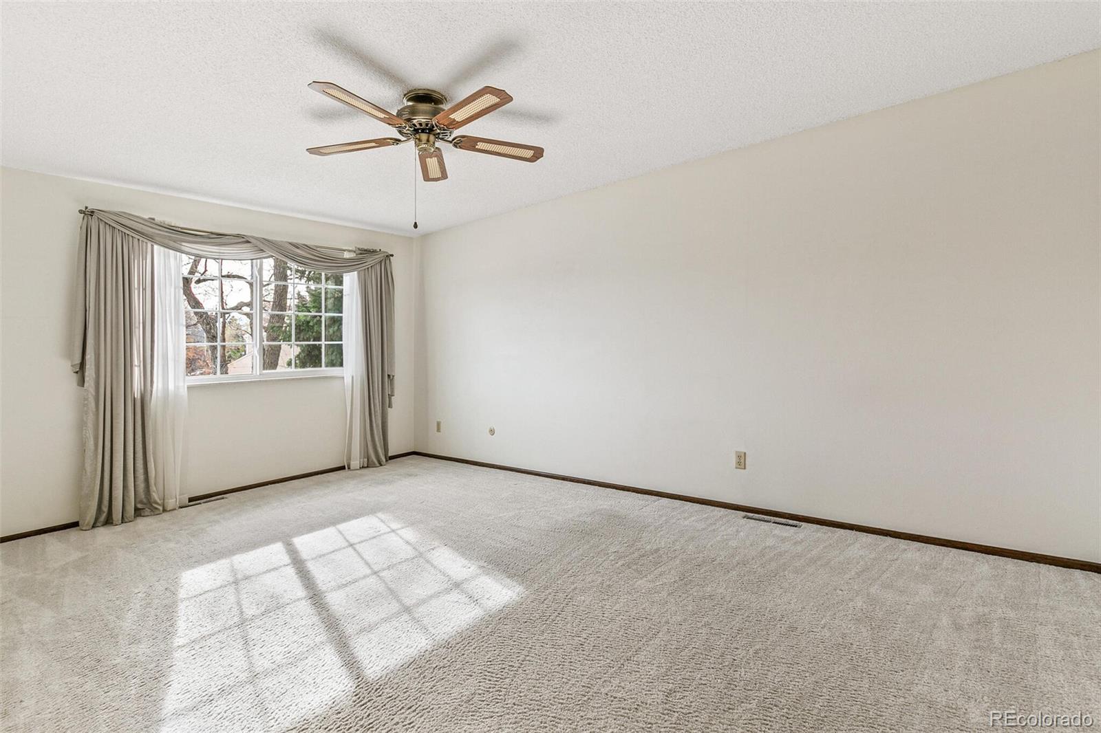 1331 E Nichols Avenue