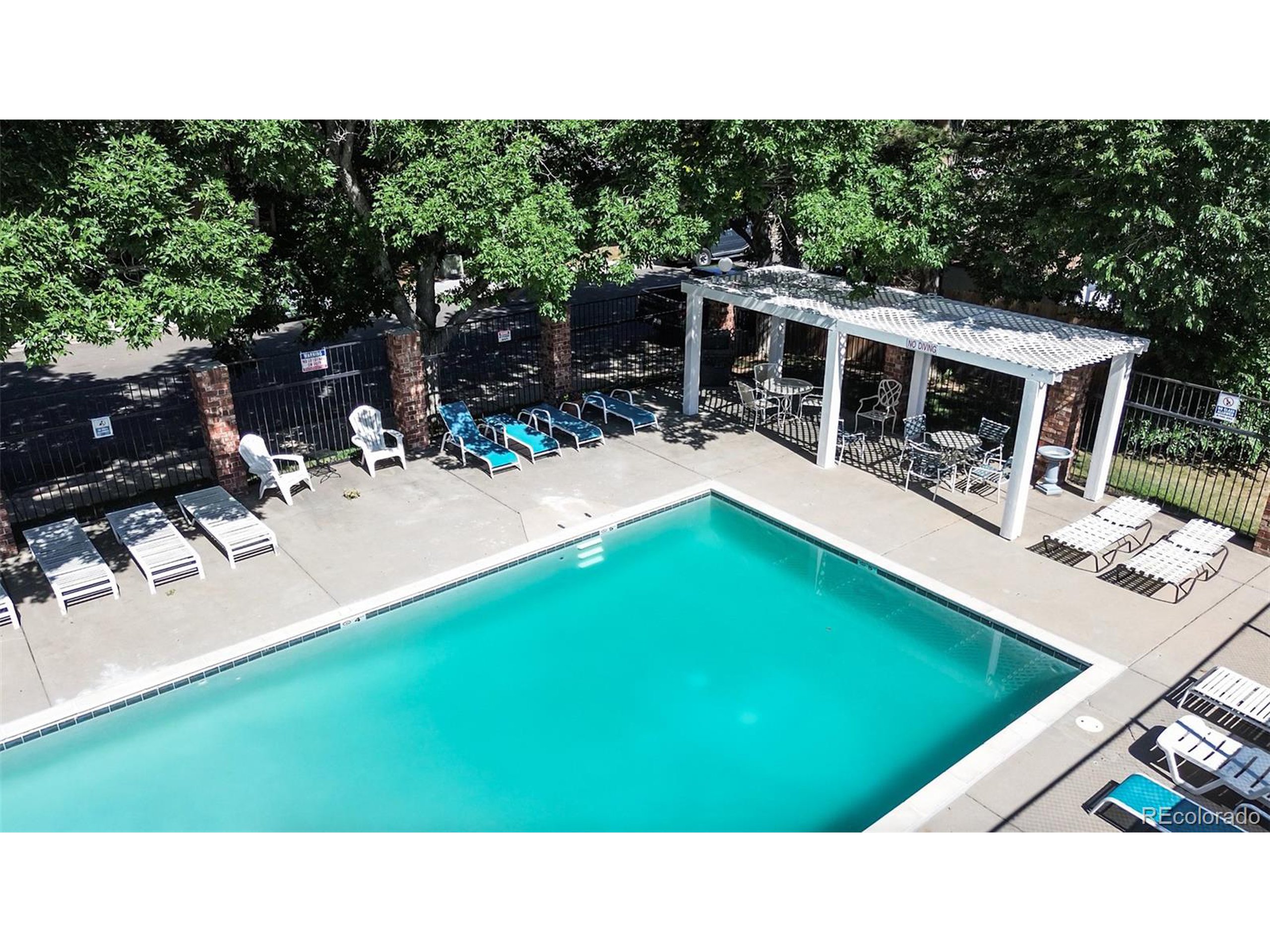 4943 S Carson St 207