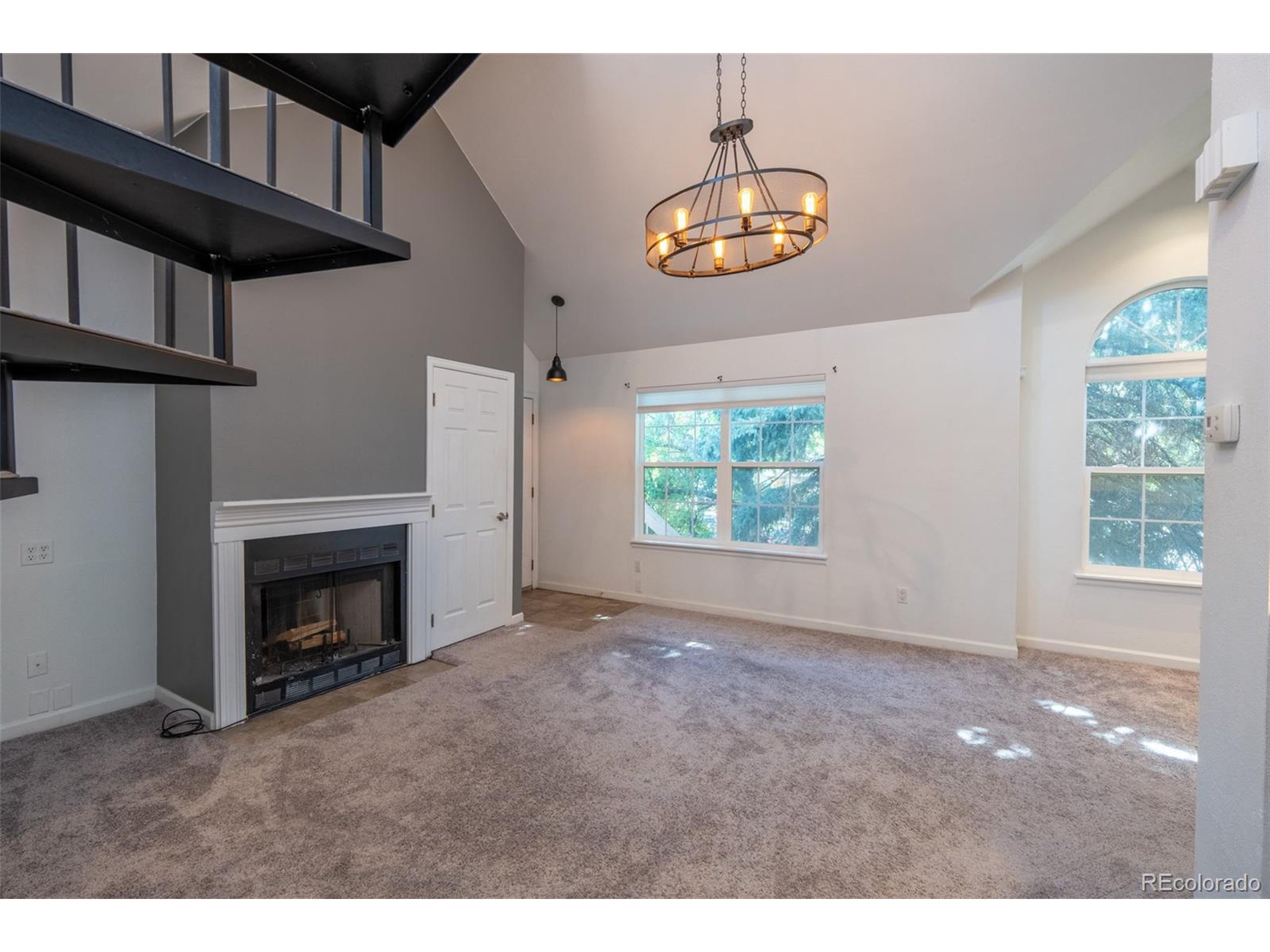 4943 S Carson St 207