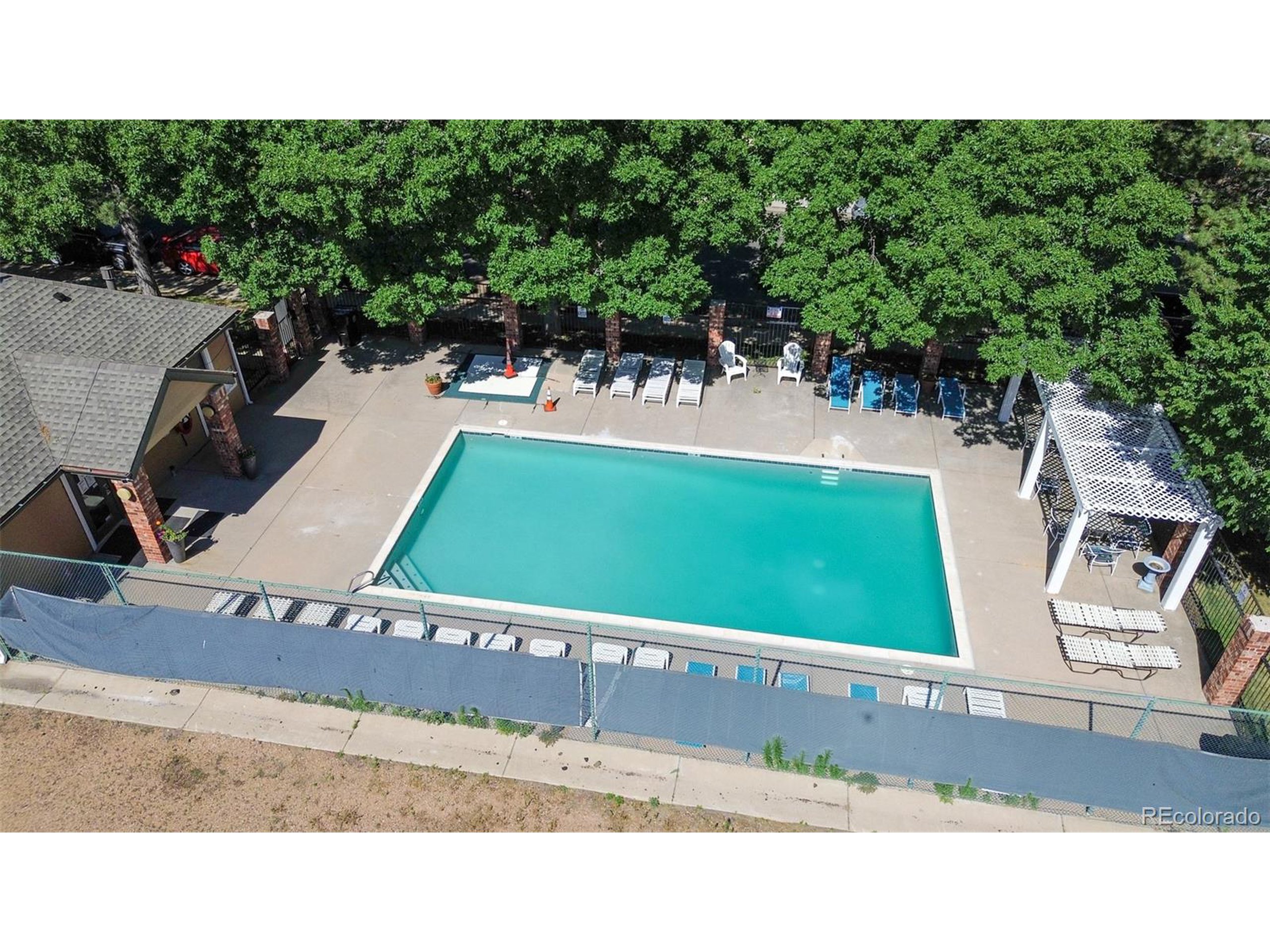 4943 S Carson St 207