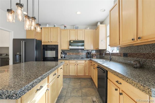 3855 Deer Valley Drive