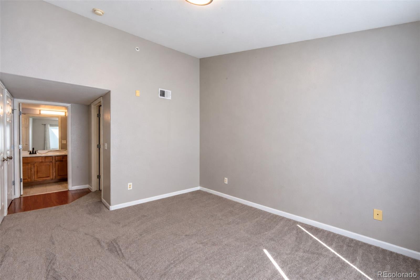 1604 Granby Way Unit: 201