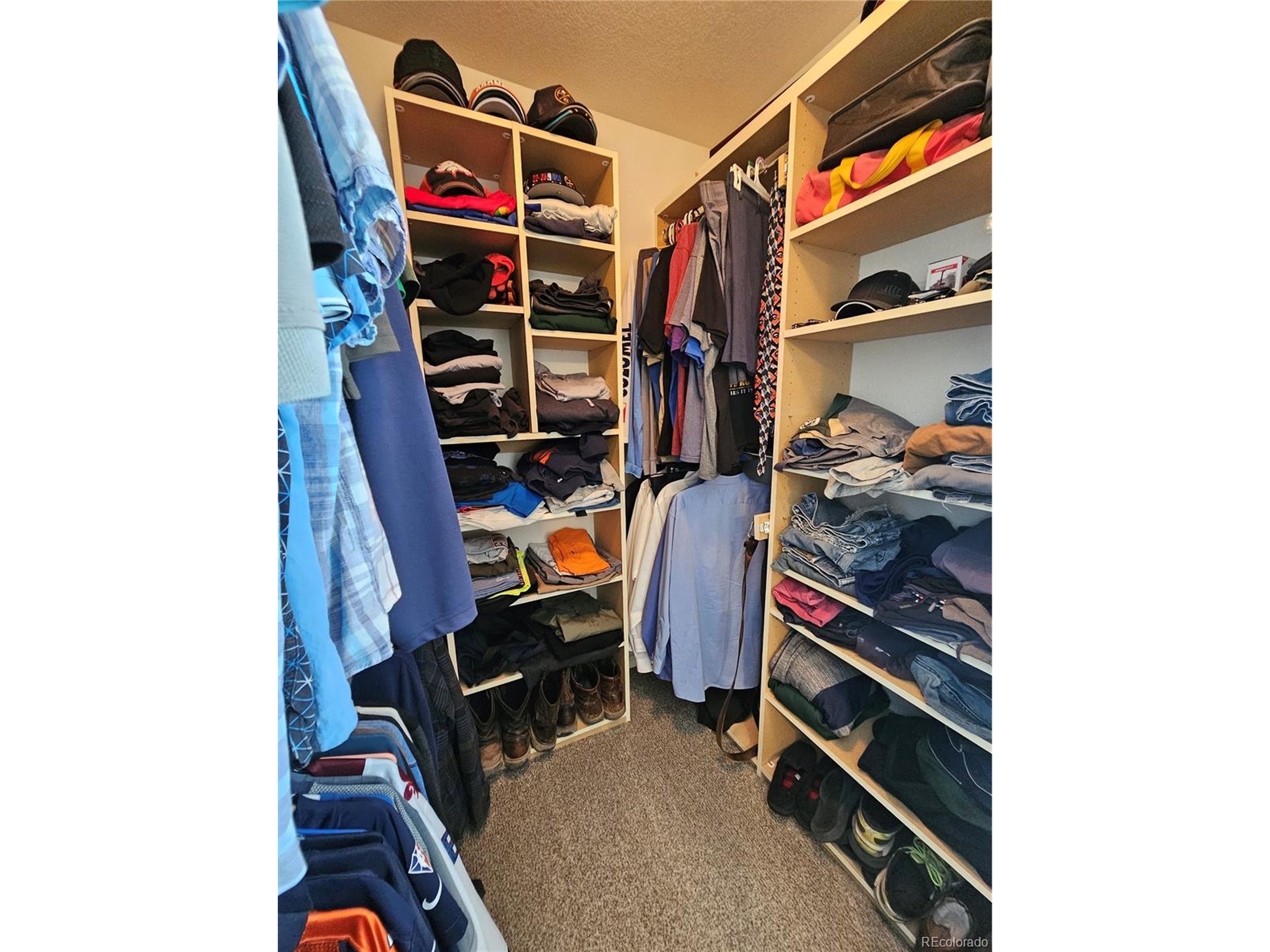 21871 Silver Meadow Cir