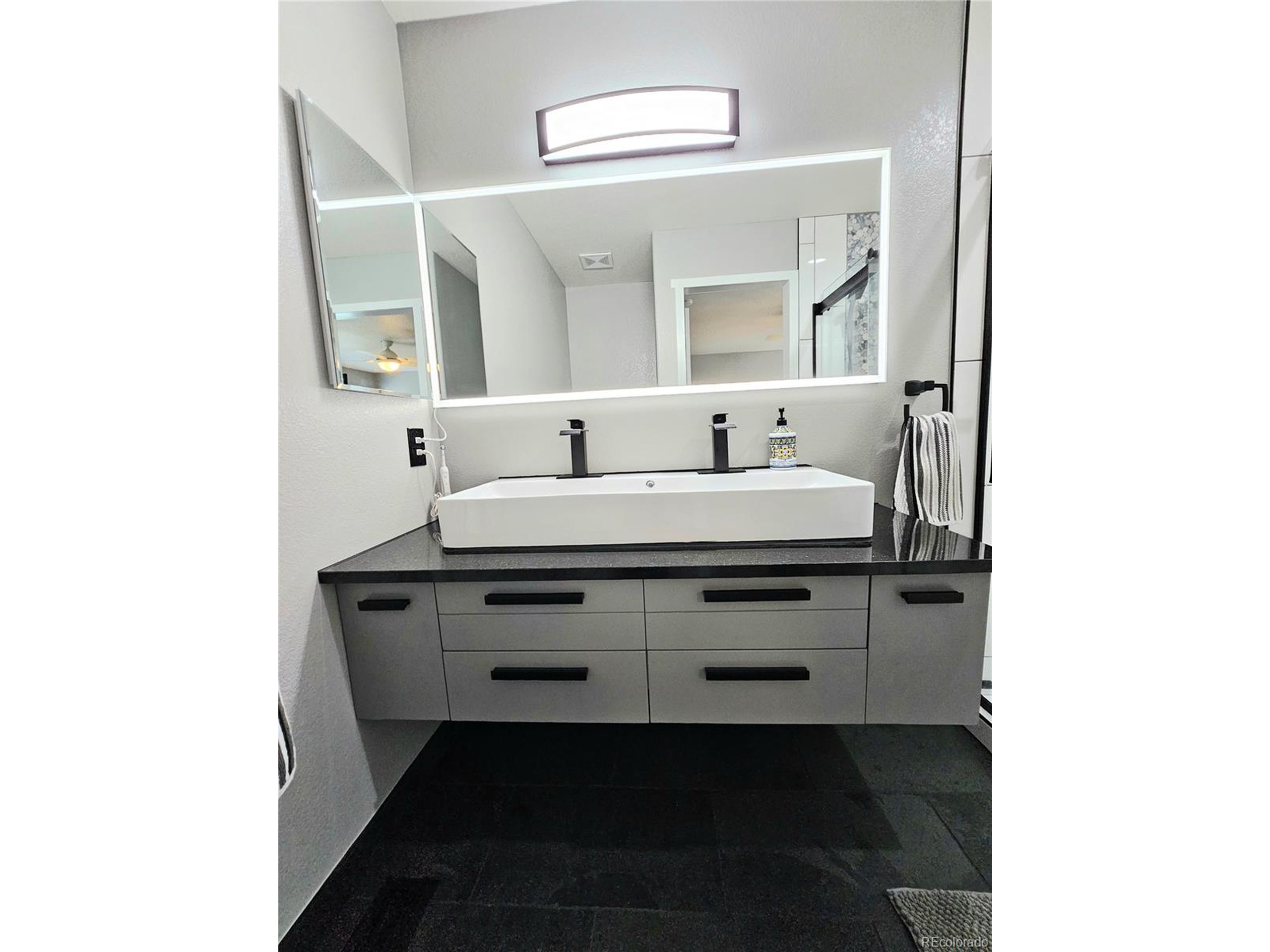 21871 Silver Meadow Cir