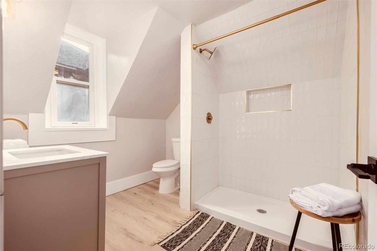 1111 N Corona Street