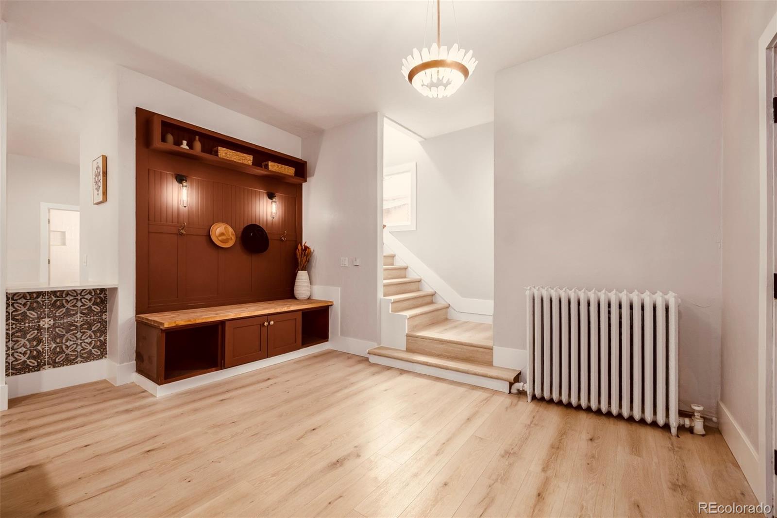 1111 N Corona Street