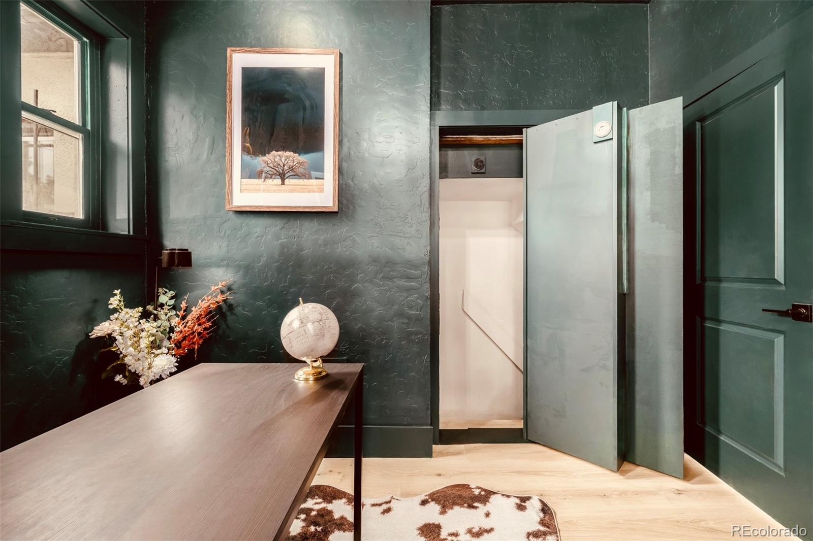 1111 N Corona Street