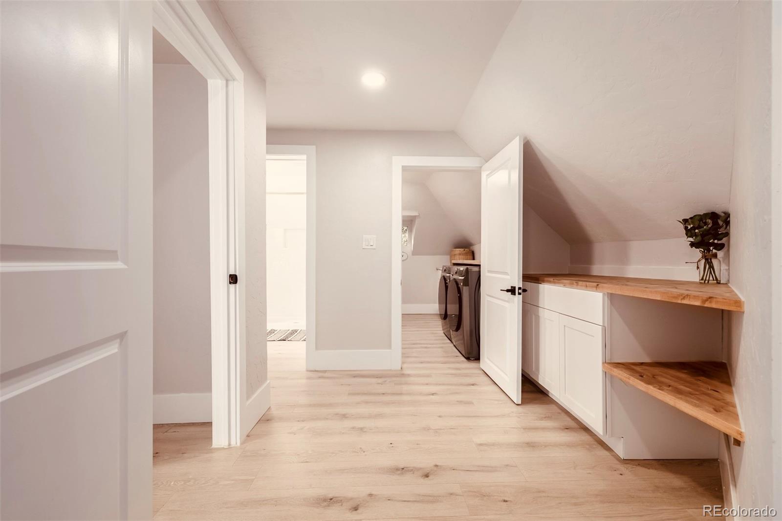 1111 N Corona Street