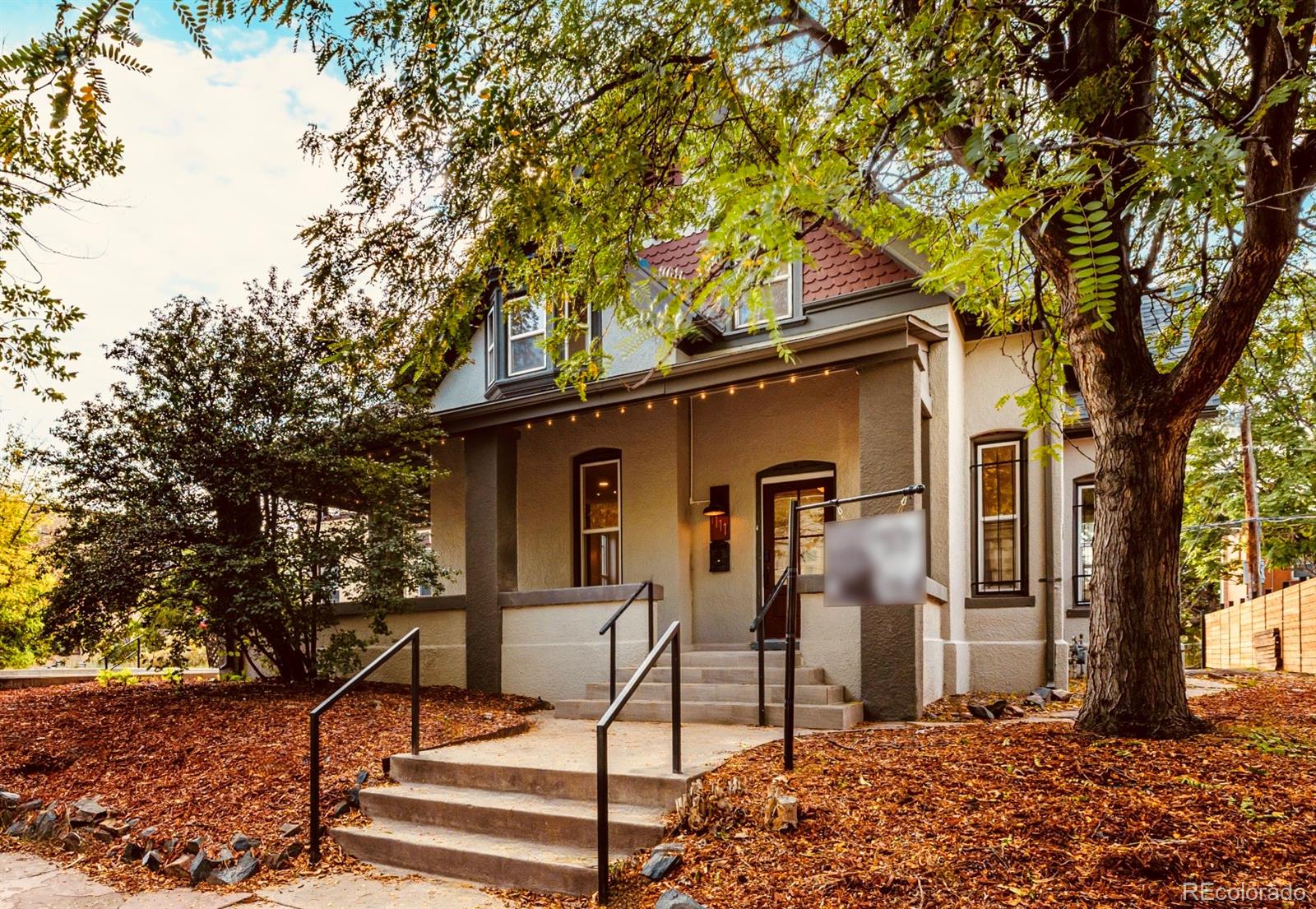 1111 N Corona Street