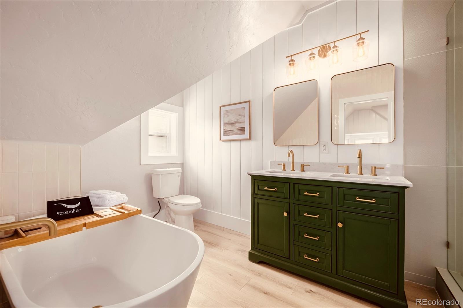 1111 N Corona Street