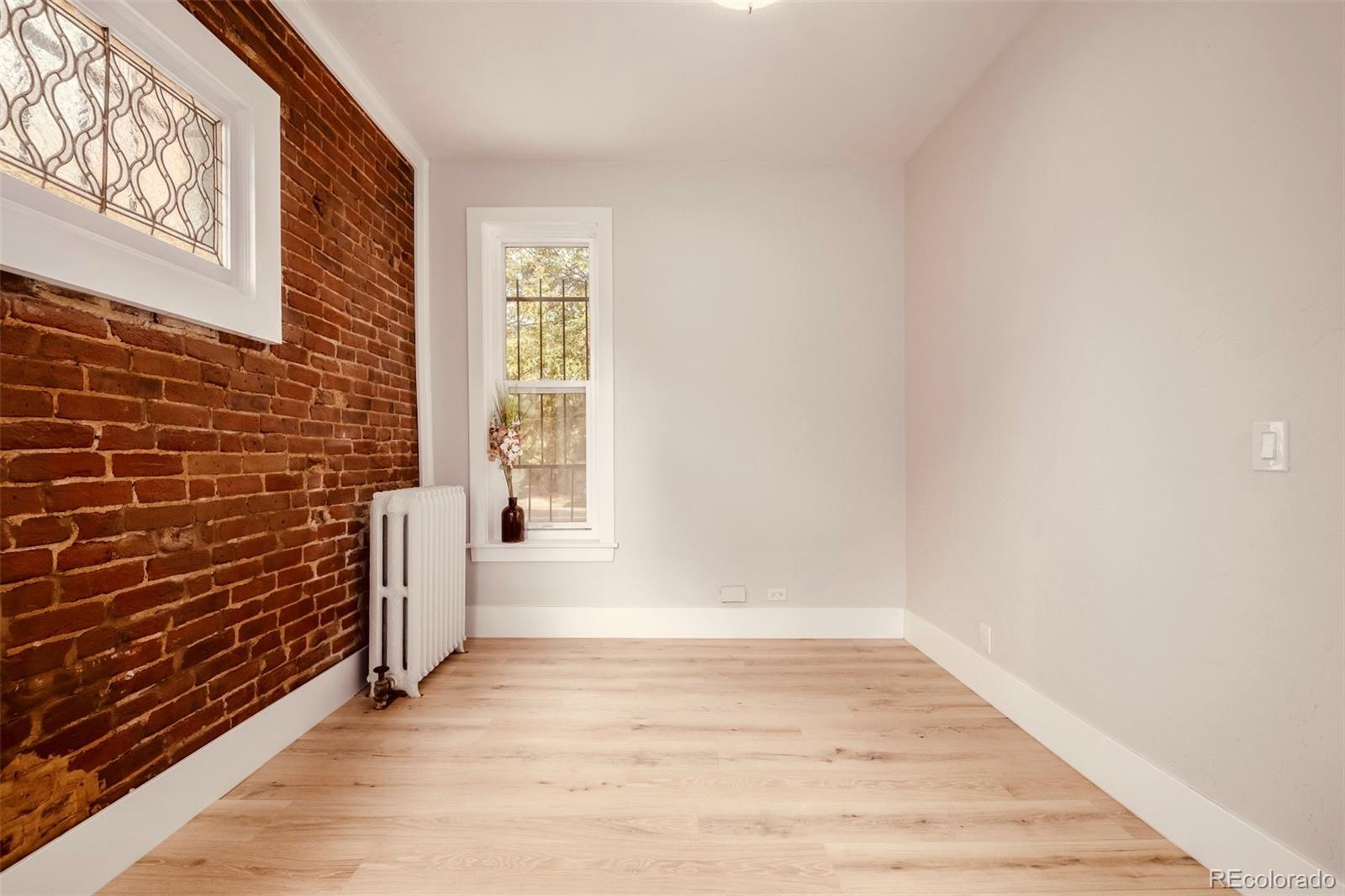 1111 N Corona Street