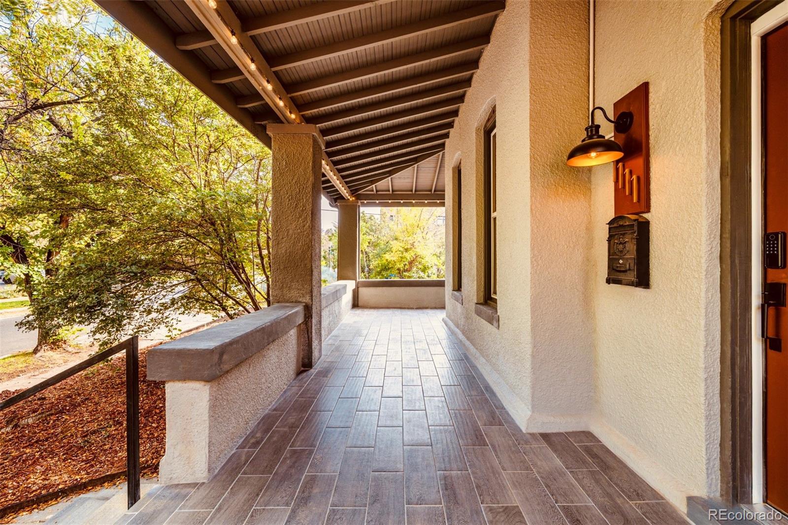 1111 N Corona Street