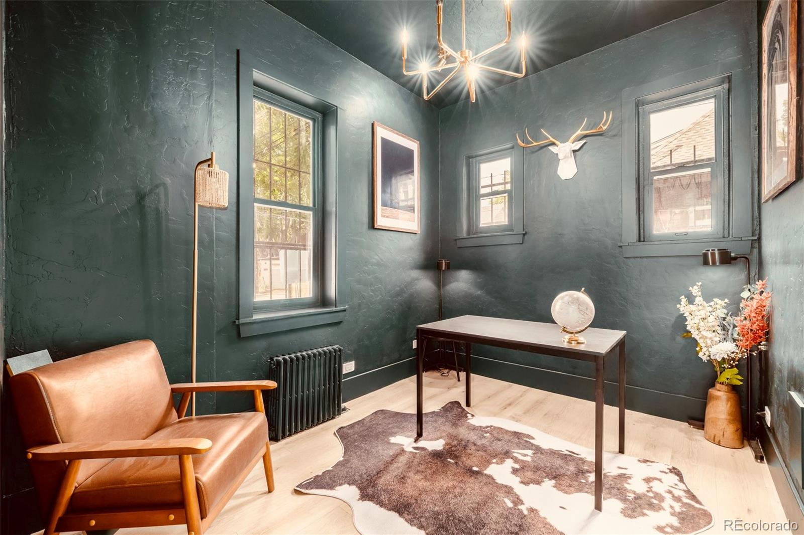 1111 N Corona Street