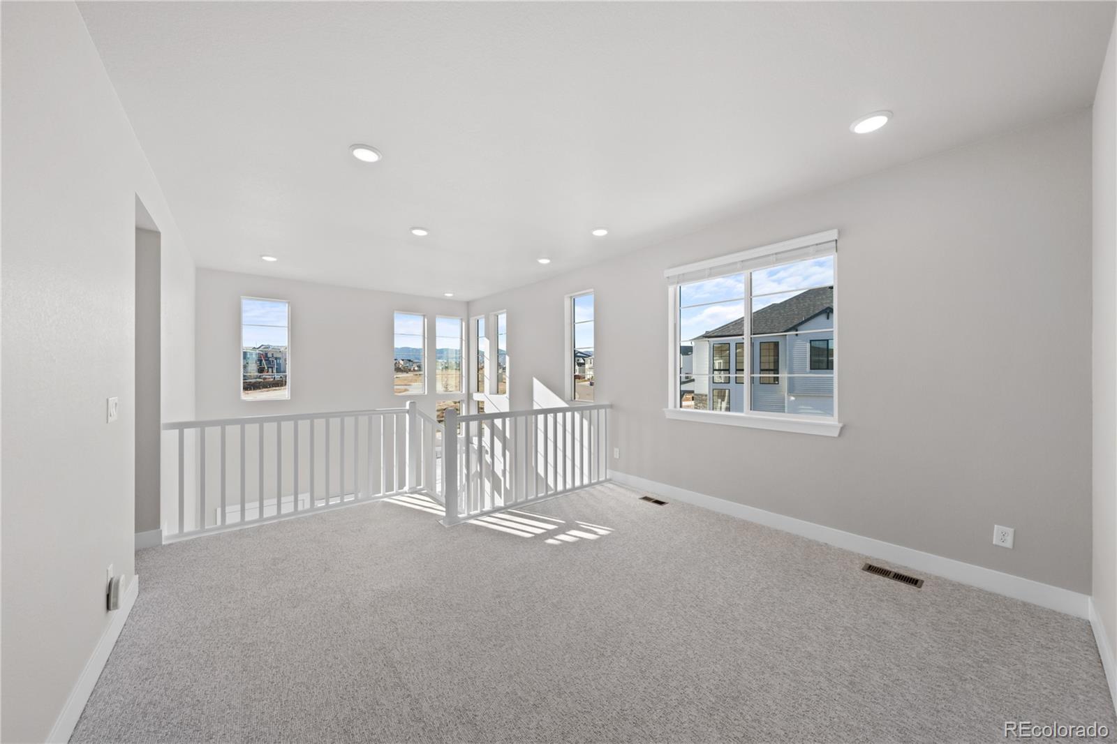 8894 Whiteclover Street