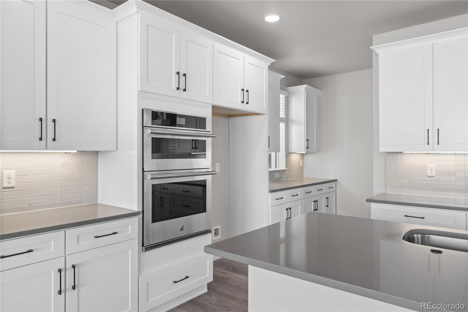 8894 Whiteclover Street