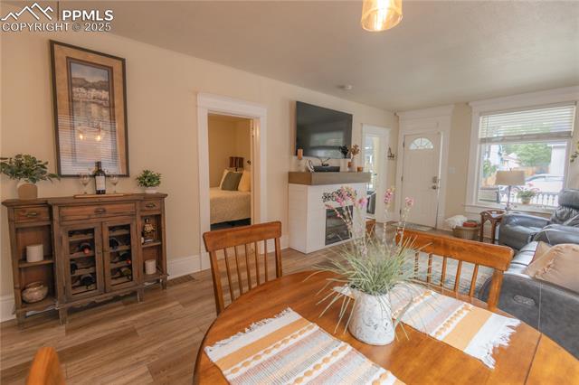 2109 W Pikes Peak Avenue