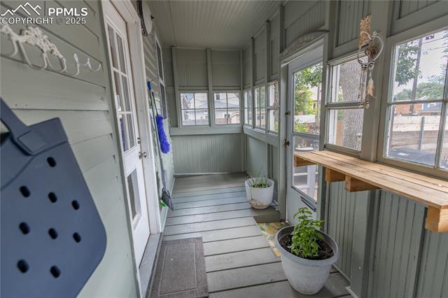 2109 W Pikes Peak Avenue