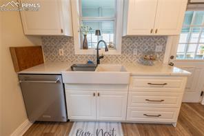 2109 W Pikes Peak Avenue