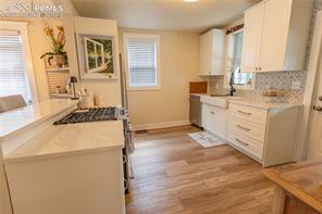 2109 W Pikes Peak Avenue