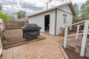 2109 W Pikes Peak Avenue