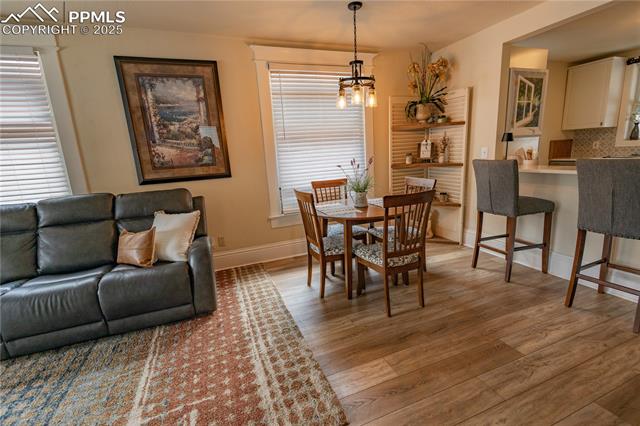 2109 W Pikes Peak Avenue