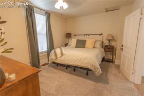 2109 W Pikes Peak Avenue